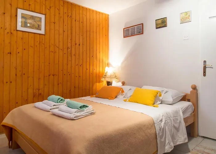 어커머데이션 3* 스플리트