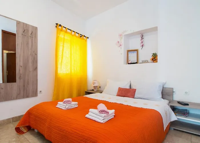 Guest house Split Accommodation 3*